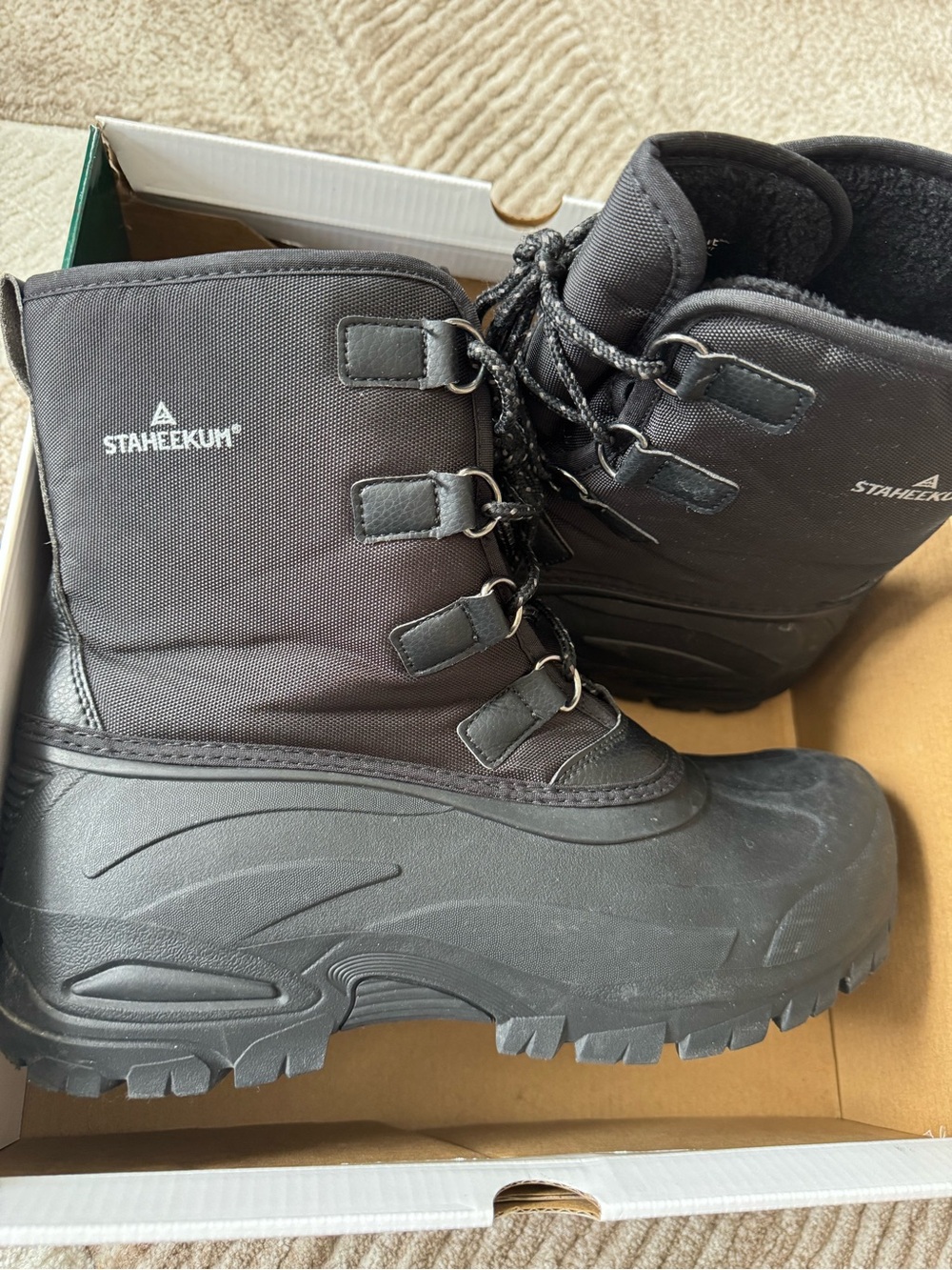 STAHEEKUM Insulated Men's Snow Boots - Black